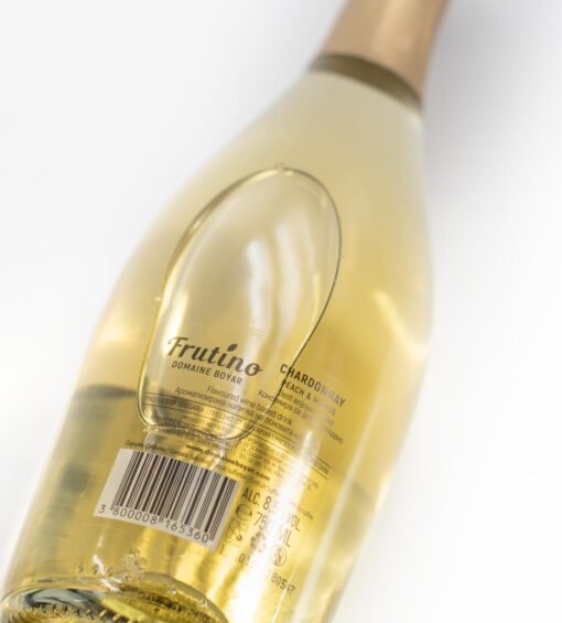 Frutino Chardonnay bulharské víno s příchutí manga a broskve zadní etiketa prowine.cz