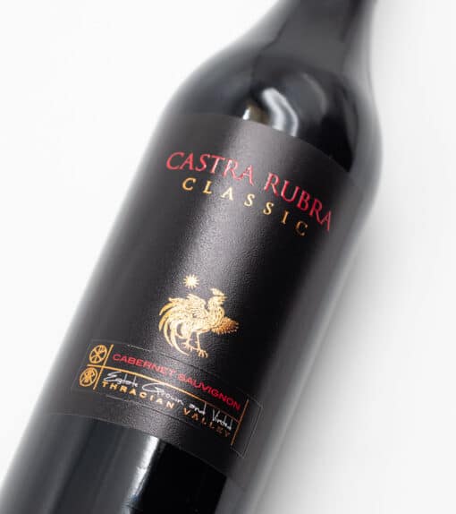 Detail etiketý vína z bulharska Castra Rubra Classic Cabernet Sauvignon