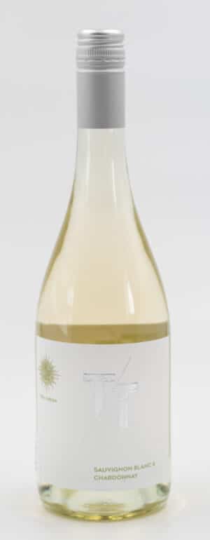 Terra Tangra Sauvignon Blanc a Chardonnay je bulharské víno skvělé chuti.