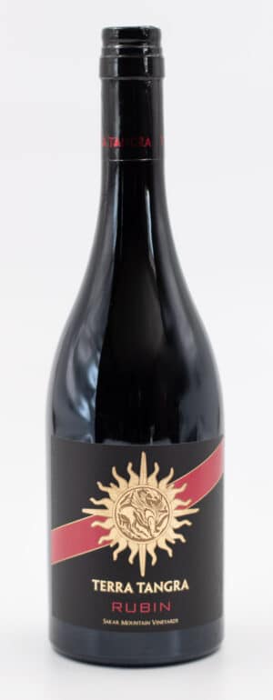 Bulharská vína z odrůdy Rubin Terra Tangra Black Label
