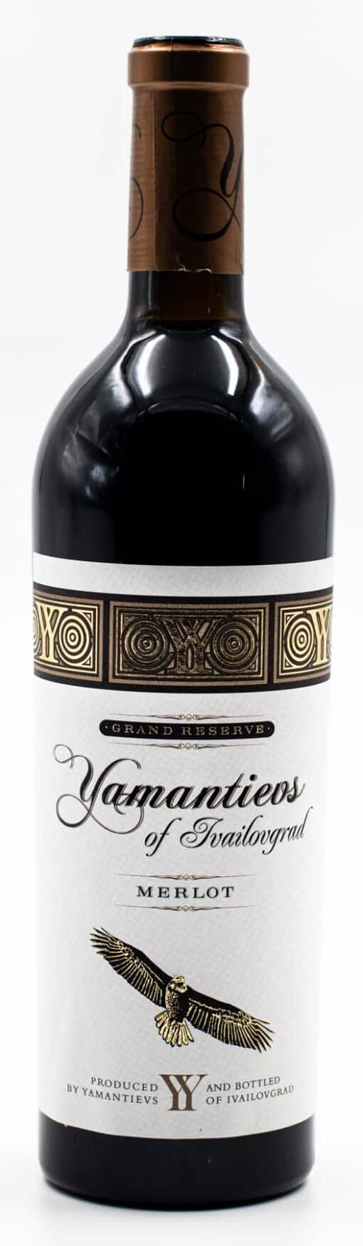 Yamantievs Merlot Grand Reserve - lahodný červený nápoj s intenzivní rubínovou barvou.