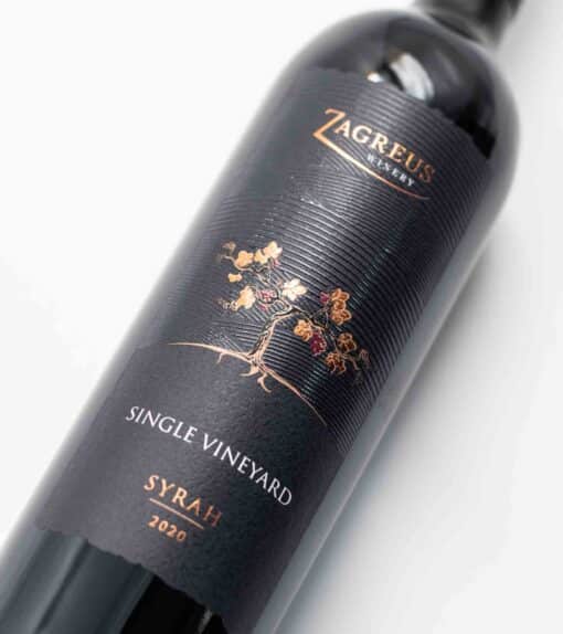 Bulharské červené víno Syrah od Zagreus Winery - bohaté na tóny zralých ostružin a šťavnatých švestek